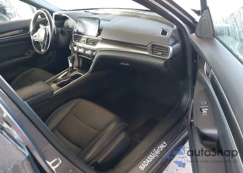 2018 Honda Accord Sport z USA, uszkodzony, nr VIN 1HGCV1F36JA087602